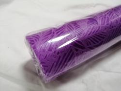  BOBINA TNT LILA RELIEVE HOJAS 7,5CMX10M
